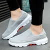 2021 Men Women Running Shoes Black Blue Grey fashion mens Trainers Breathable Sports Sneakers Size 37-45 wj