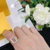 Luxurys modedesigners Ring Womens Two Layer Letter Rings High Quality Decoration Exquisite Workmanship Gift Engagement Full Set Packaging