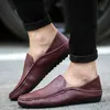 Chaussures de mode en cuir rouge vin marche normale A02 hommes vente chaude étudiant respirant jeune baskets décontractées taille 39 - 44