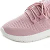 2021 Primavera e Outono Respirável Lightweight Sneakers Estudante Sapatos Mulheres Sapatos Selvagens Lace Casual Sapatos H1115