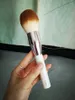 Lamer Velvety Big Powder Brush Grossiste Poils Synthétiques Visage Poudres Libre Finition Pinceaux De Maquillage Visage Couverture Complète Balayage Cosmétiques Beauté Brosse Outils