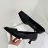 Vierkante Teen Vrouwen Pompen Ondiepe Dunne Mid Hakken Snake Gedrukt Slip op Muilezels Schoenen Partive Pumps Office Schoenen Vrouw Sexy Maat 35-39 210513