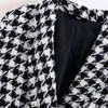 Trafik Kvinnor Toppar Vintage Houndstooth Double Breasted Blazer Coat Fashion Långärmad Frayed Trims Ytterkläder Chic Plaid Jacka 211122