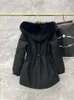 Parkas en duvet pour femmes populaire Designer doudoune automne et hiver nouveau style Budge 90% oie blanche avec grosse fourrure de renard argenté B1AY