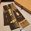Дизайнер Леди шарф моды алфавит сумочка шарфы галстука галстука волос высокое качество 100% шелковые шарфы размер 8 * 120см