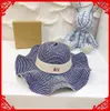 Wavy Straw Hat Designers Flat Caps Women Soft Knitting Strawhat Summer Bucket Hat Beanies Fitted Sunhat Casquette Bonnet Cappelli 1854442