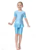 Odzież Etniczna Islamska Beachwear Burkini Krótki rękaw Topy + Spodnie Swimsuit Kids Girl Girl Arab Swimwear Swimwear Muzułmański Skromny zestaw