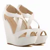 Zachte lederen hoge platform dames sandalen 2021 nieuwe beknopte open teen effen kudde hoge hakken schoenen vrouwen cut-outs wiggen sandaal Y0721