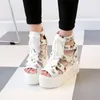 Sandaler Kvinnor Sommar Wedge Skor Gladiator Högklackat 12 cm Peep Toe Casual Lace Up Zip Ladies Fashion Flower Platform