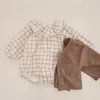 0-2 år Baby Boy Girl Lotus Leaf Collar Grid Romper Vår Långärmad Mode Spädbarn Bomull Kläder Rompers 210429