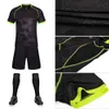Soccer Jerseys Aangepaste 100% Polyester Slim Fit Short-mouw Mannen Voetbal Shirt Training Zomer
