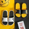 Slippers New Luxury Designer Men Women Shoes Outdoor Couple's Slipper Sandals Antiskid Indoor Men's Home Bathroom 220302