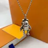 2022 Keychains Stainless Steel astronaut Key Holder Brown Necklace Car Key Chain Ring Holder Buckle Keychain Designer Lovers Car H247d