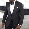 Slim Fit Formell Groom Tuxedo För Bröllop 2 Styck Män Passar Med Svart Sjal Lapel Afrikansk Man Mode Kläder Jacka Vestbyxor X0909