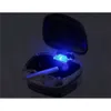 Modny kształt powłoki LED niebieskie światło wewnątrz popielniczki samochodowej z odpinaną podstawą i dwustronną taśmą
