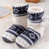 Hiver femmes pantoufles Floral maison chaussures pour femme antidérapant semelle robuste en peluche pantoufle intérieur belle fourrure