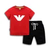 Baby Summer Suits pojkar preppy stil twopiece set barn casual utomhuskläder barn fast färg t -short shorts kläder set9955695