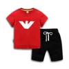 Baby sommardräkter pojkar preppy stil twopiece set barn casual utomhuskläder barn fast färg t -short shorts kläder set9582053