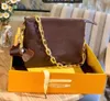 الرجال الرجال حمل أكياس crossbody الفاخرة mylon الأزياء التسوق محفظة جلد طبيعي كاميرا الحالات بطاقة جيوب حقيبة يد حقيبة الكتف