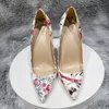 Hot Koop-Nieuwe Stijl Damesschoenen Grafische Print Vrouwelijke witte Patent Lederen Floral Pointy Teen 8-12cm Hoge hak Sexy Dames Prachtig