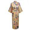 Lange Stil Lose Japanische Satin Pfau Frau Yukata Kleid Nachtwäsche Orientalischen Kimono Haori Chinesischen Qipao Nachthemd Robe322j