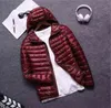 Ny Brand Höst Vinter Ljus Down Jacket Mäns Mode Hooded Kort Stora Ultra-Tunna Lätta Ungdom Slim Coat Down Jackor G1115