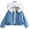 Giacca di jeans in velluto Cappotto invernale da donna corto e spesso Cappotto da donna con collo in pelliccia con cappuccio Casual Snow Warm Lana di agnello Streetwear