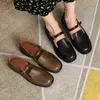 Отсуть туфли 2022 весна/осенние женщины круглое ноги Cowleather Comfort Low Hells Mary Jane для Black