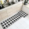 Bubble Kiss Cuisine Tapis Nordic Mode Noir Blanc Plaid Tapis Tapis antidérapants pour chambre à coucher Personnaliser Tapis de sol de couloir 210317