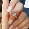 Huitan Dainty Women Engagement Rings Aaa Cubic Zircon Silver Color Delicate Proposal Ring for Lover High Quality Wedding Jewelry Q4354455