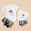 Summer Tongue Pattern Print Cotton White T-shirts for Mommy and Me 210528