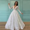 Charmant Full Lace Trouwjurk Diepe V-hals Een lijn lange mouwen Tuin Land Bruidsjurken Feestjurken Sweep Train Plus Size Robe de Mariée