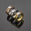 2022 Modemärke 316L Rostfritt stål Kärlek Fingerring Multicolors Plating Crystal Style Lovers Smycken Bröllopsringar5618983