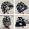 Tasarımcı Beanie Marka Kadınlar için Caps Erkekler Kış Örme Leopar Şapkalar Unisex Bayanlar Sıcak Gorras Kravat Boya Örgü Kasketleri