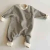 Autumn And Winter Baby Jumpsuit Stripe Plush Fashion Simplicity Leisure Thickening Boys Girls Clothes 220106