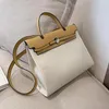 Kvinnor Elegant Big Bag Fashion Quality Faux Läder Tote Ladies Designer Stor kapacitet Axel CrossBody 2021 Väskor