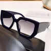 Bayan Güneş Gözlüğü Tatil Seyahat Gözlükleri Erkek Siyah Klasik Yakışıklı Tam Çerçeve Anti-Ultraviyole Lens Orijinal Kutusu ile