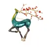 Mode Cartoon Deer Brooches Alloy Färgglada Emalj Elk Animal Brosch Pins Julklappar Kids Smycken