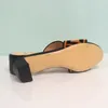 Topkwaliteit Bruine Zucca Fluwelen Slide Sandalen voor dames pantoffels chunky med hakken schoenen blok hakken sandaal open teen luxe designe6248151