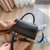 2021 nouveau minimaliste rétro femmes sac à main courte piste câble téléphone Mobile sac de haute qualité Pu apprendre Digner sac à main5JUO