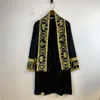 Moda cazibesi erkek ceketler erkek ipek pijama gecelik gündelik kimono bornoz hafif lüks retro rüzgarlık erkek gevşek ev aşın