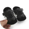 Baby First Walkers Soft-Soled Pasgeboren Peuter Schoenen Zachte Bodem Jongens en Meisjes Sportschoenen Casual Small Lederen Schoen