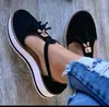 Nuevas sandalias de mujer Nevera de verano Hebilla Correa Tacón casual Plataforma plana 2021 Zapatos de talla grande para mujer Y0721