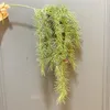 Ghirlande di fiori decorativi 70 cm Pianta di plastica artificiale Rami di pino verde Matrimonio Festa di famiglia Decorato Aghi Rattan Natale fai da te A