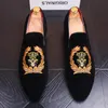 Nouvelle marque de luxe chaussures velours mocassins broderie Note robe de soirée scène hommes fumer pantoufle mode b15