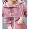 Zima Zagęścić Ciepły Aksamitny Dres 2 Sztuka Zestaw Kobiety Plus Rozmiar 4XL Casual Długim Rękawem Pullover Topy + Spodnie Jogging Suit 211126