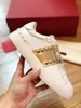 Toppkvalitetsklänningskor Kvinnor Män avslappnad komfort Sneakers Pink White Black Fashion Leather Walking Trainers Low Sports 35-45