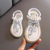 Sommarflickor Pearl Sandal Baby Bow Princess Tofflor Flip-Flop Beach Shoes 210515