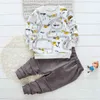 Niños Niños Otoño Manga larga Conjuntos de ropa de algodón 2 unids Patrón de letras Tops y pantalones sólidos Trajes casuales 210429