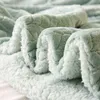 Coperta e copriletto in pile verde Coperta invernale spessa e calda per adulti Piumino super morbido per la casa solido di lusso su biancheria da letto doppia 211101